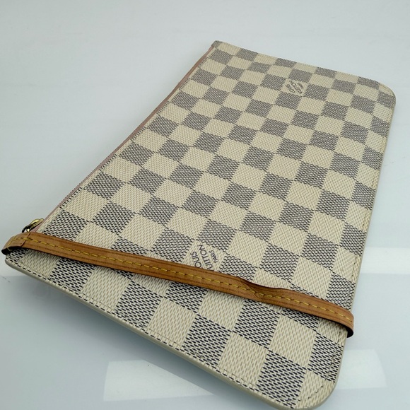 Louis Vuitton Damier Azur Wristlet - Picture 5 of 11